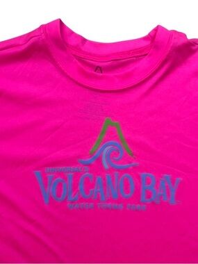 UNIVERSAL STUDIOS VOLCANO BAY HOT PINK RASHGUARD shirt girl’s size SMALL 7 8